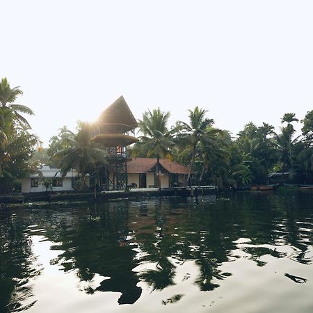 Apartmán Tulsi Kayal Retreat Champakulam Exteriér fotografie