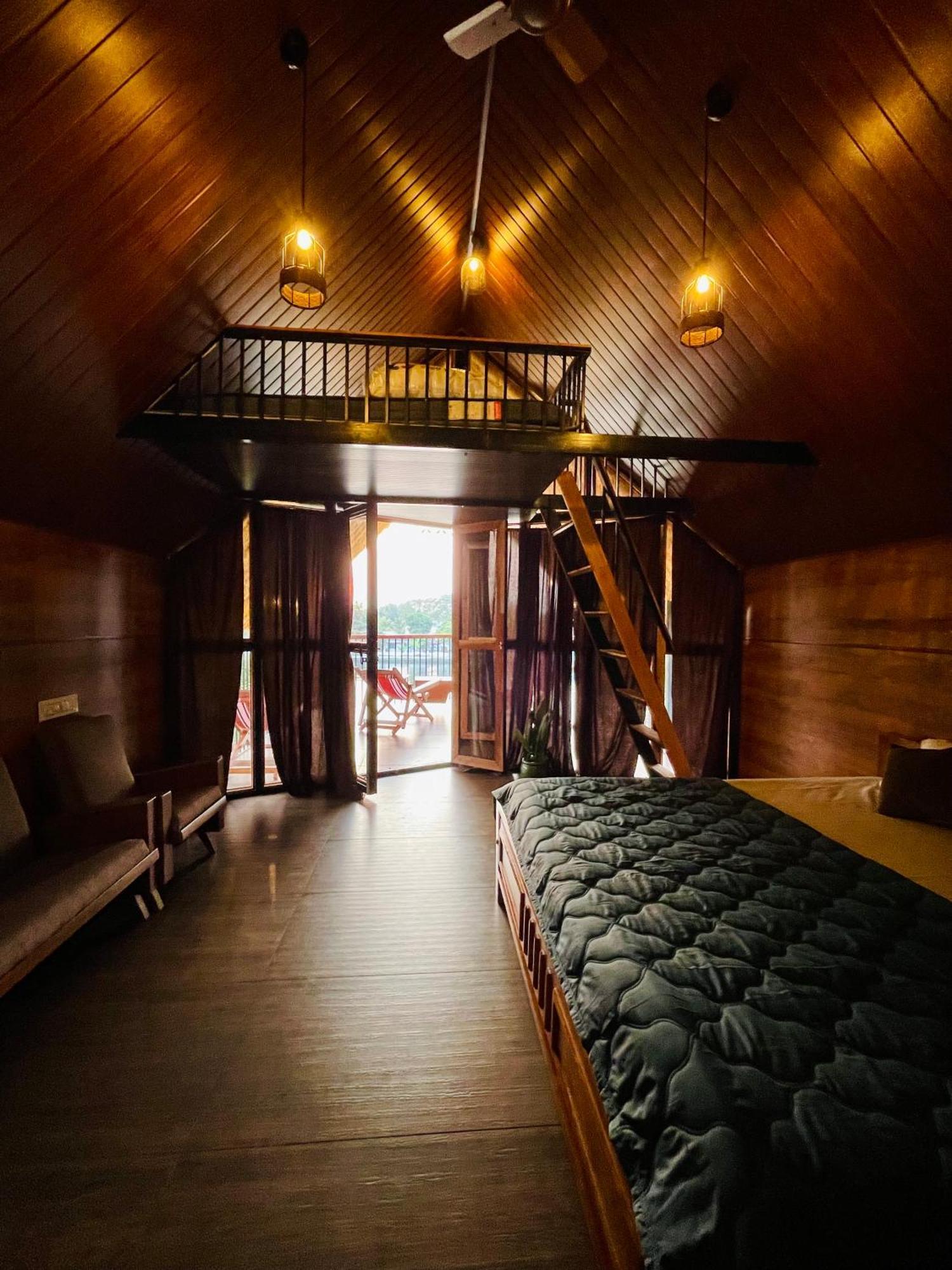 Apartmán Tulsi Kayal Retreat Champakulam Exteriér fotografie