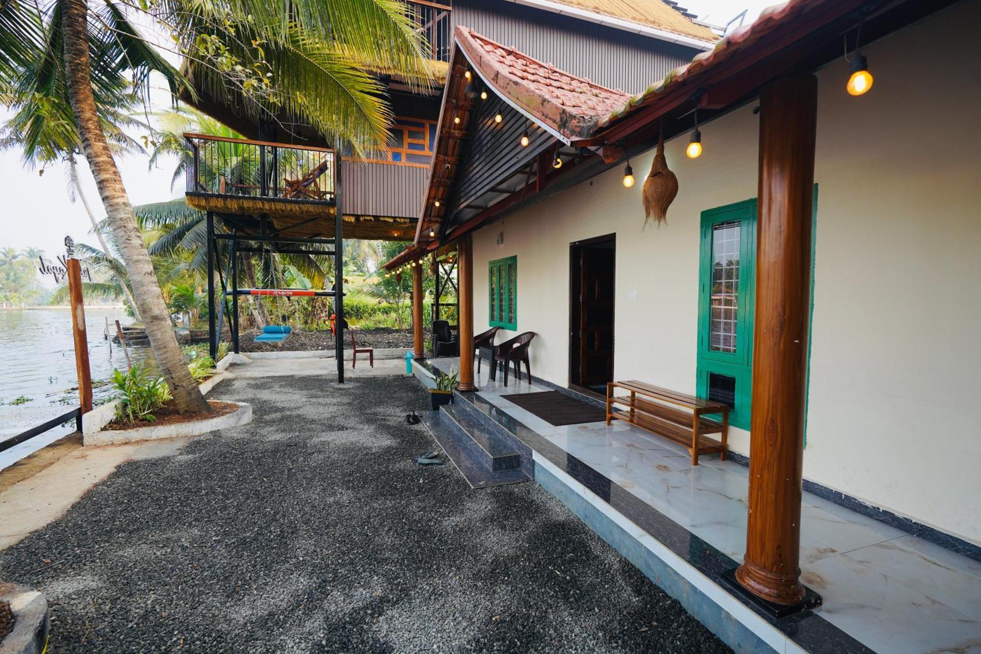 Apartmán Tulsi Kayal Retreat Champakulam Exteriér fotografie